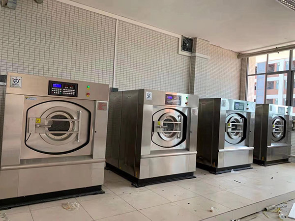 學(xué)校洗衣房設(shè)備公用洗衣機(jī)干凈嗎？